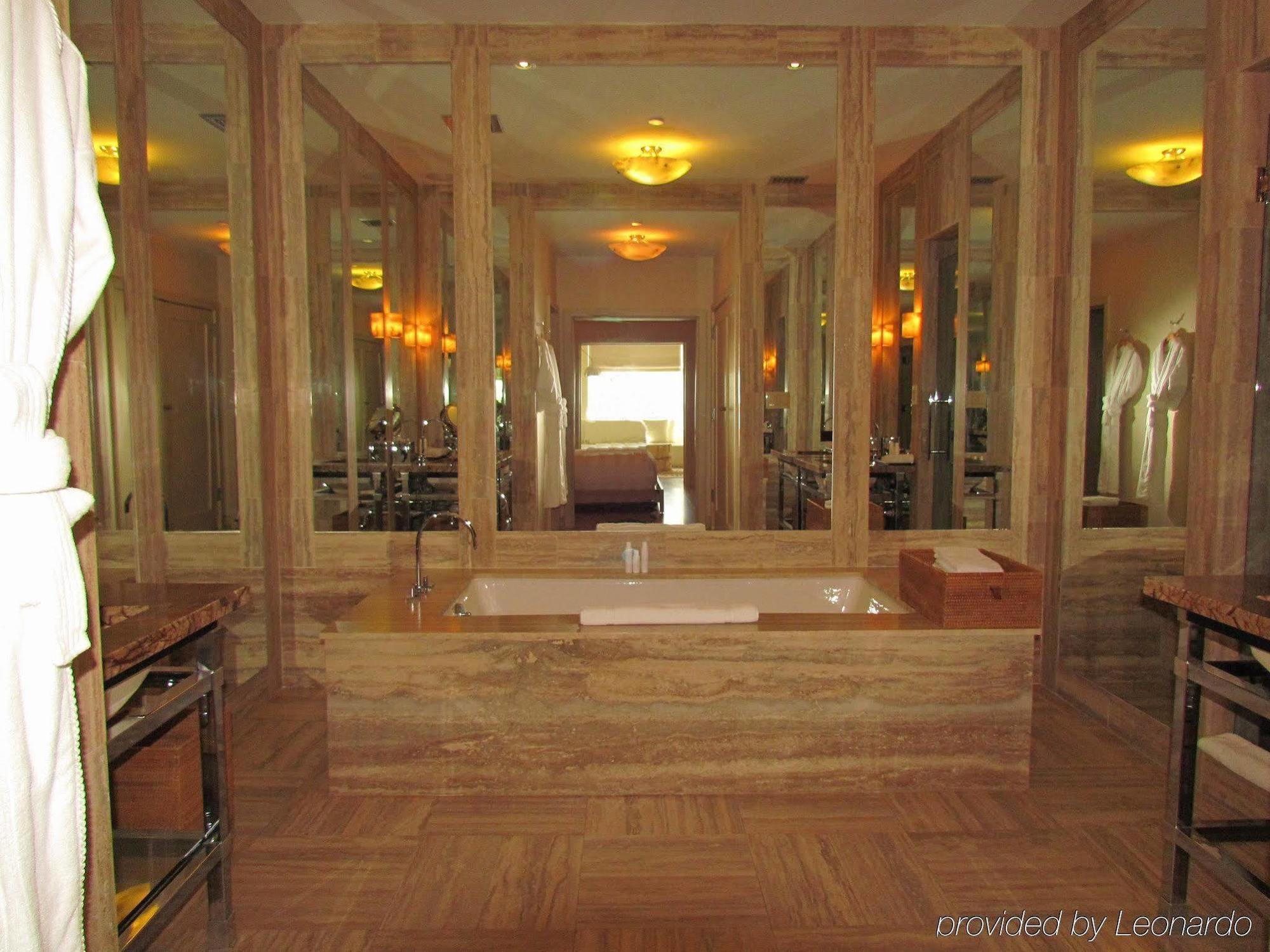 Tides South Beach ไมอามีบีช ภายนอก รูปภาพ